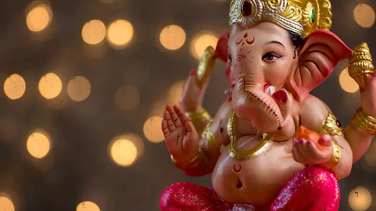 Ganesh Chaturthi: यंदा गणेशोत्सव लाडक्या बाप्पाला ‘हे’ नैवेद्य अर्पण करा!