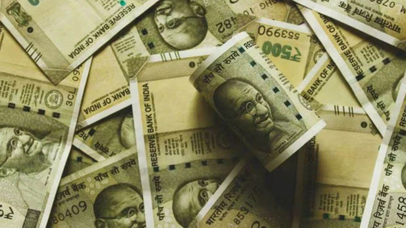 केंद्रीय कर्मचाऱ्यांसाठी आनंदाची बातमी: महागाई भत्त्यात 3% वाढ!