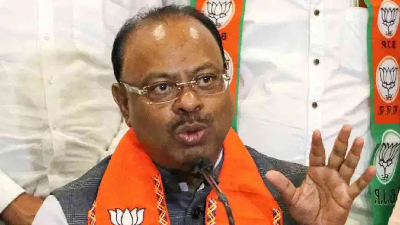 Chandrashekhar Bawankule : त्यांचं ठरलं आहे की..राज ठाकरेंच्या आरोपांनंतर चंद्रशेखर बावनकुळे यांची पहिली प्रतिक्रिया