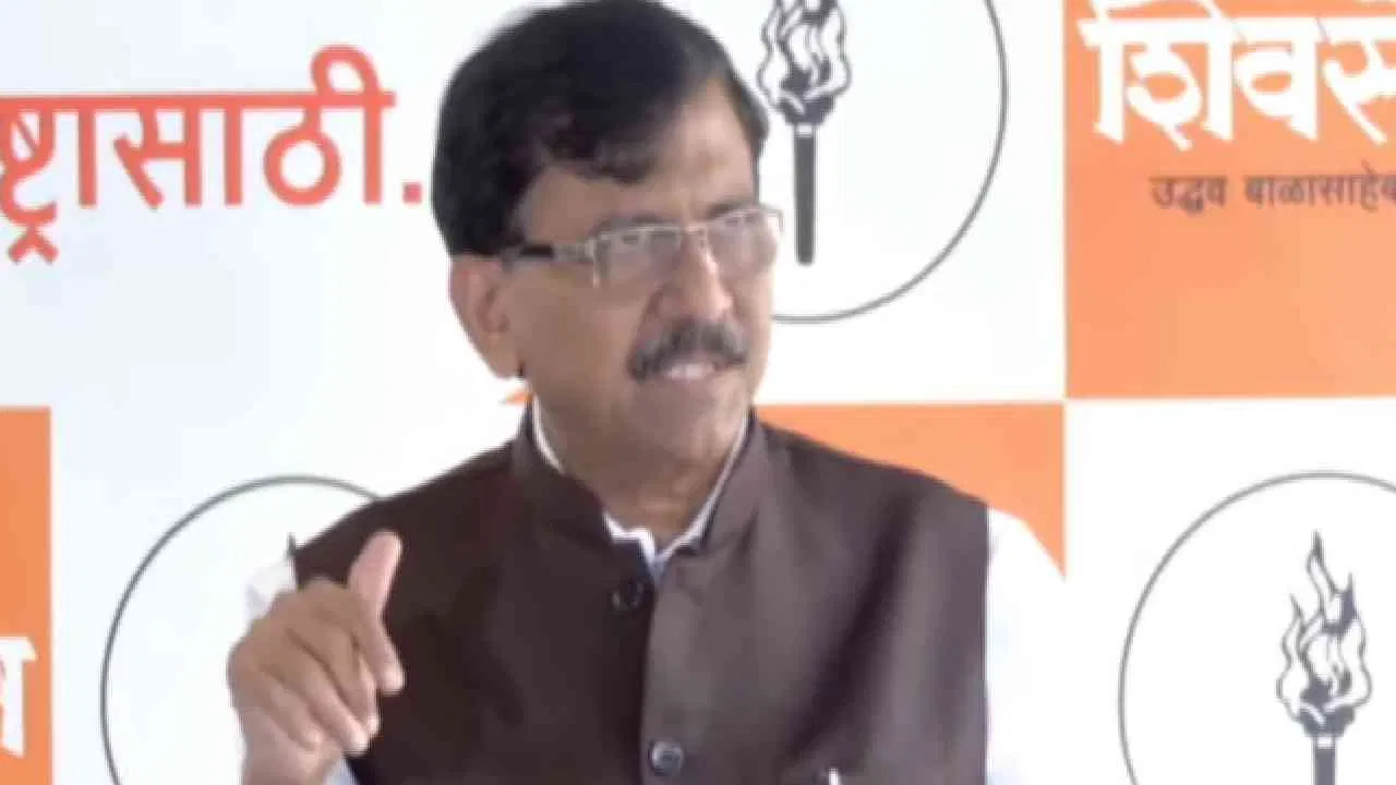 Sanjay Raut : कोकणात 900 कोटीच्या जमिनीचा बेकायदेशीर व्यवहार, महान हिंदुत्ववादी मंत्री.. संजय राऊत यांच्या नव्या गौप्यस्फोटाने खळबळ