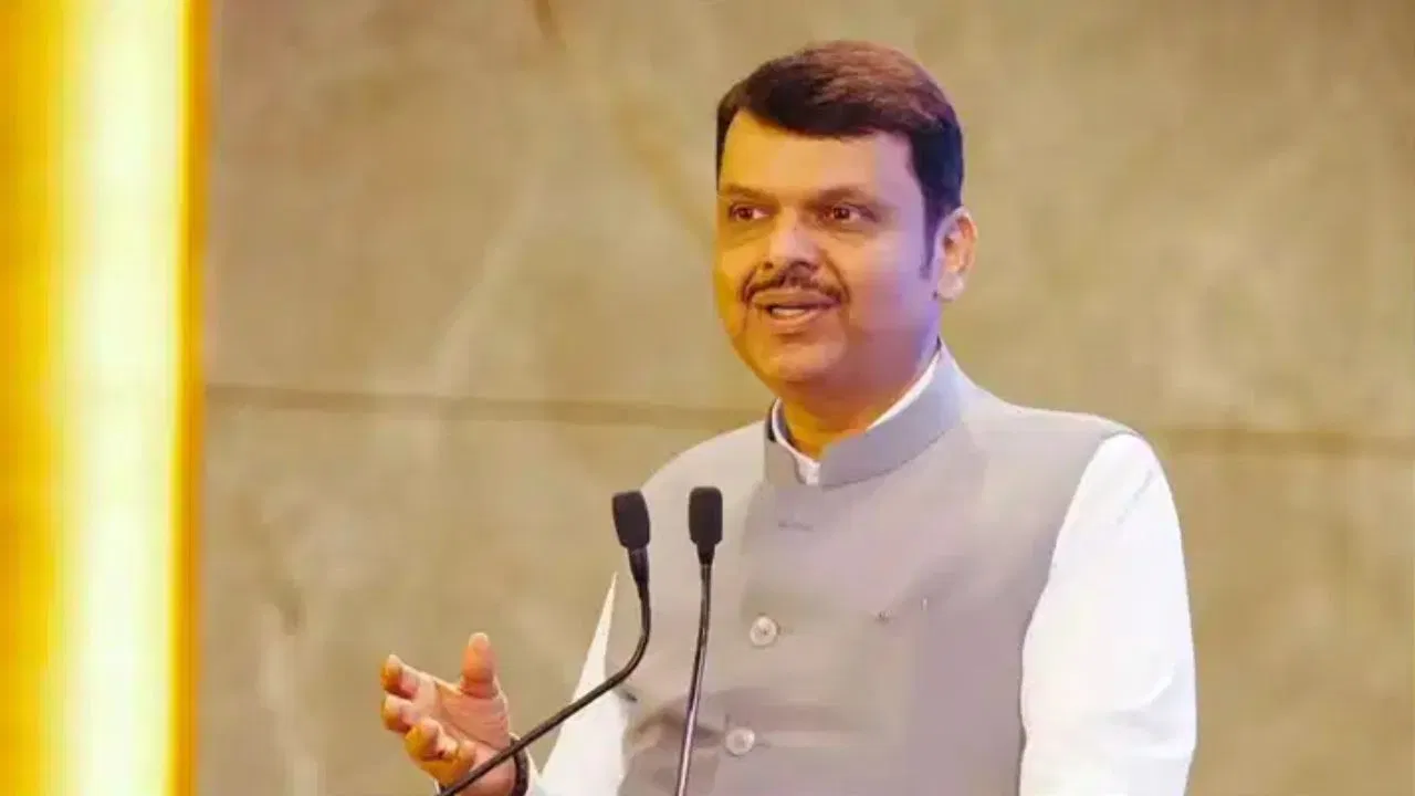 मोठी बातमी! एमपीएससी विद्यार्थ्यांच्या आंदोलनाला मोठं यश, मुख्यमंत्री फडणवीसांकडून राज्यपालांना समिती गठीत करण्याची शिफारस