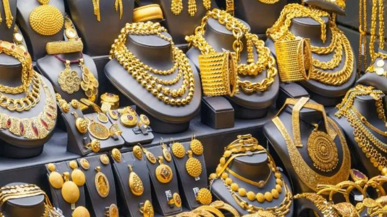 सरकारकडून सोने खरेदी न करण्याचे आवाहन, दागिने कंपनीचा थेट वाढला महसूल, 22 टक्क्याहून..