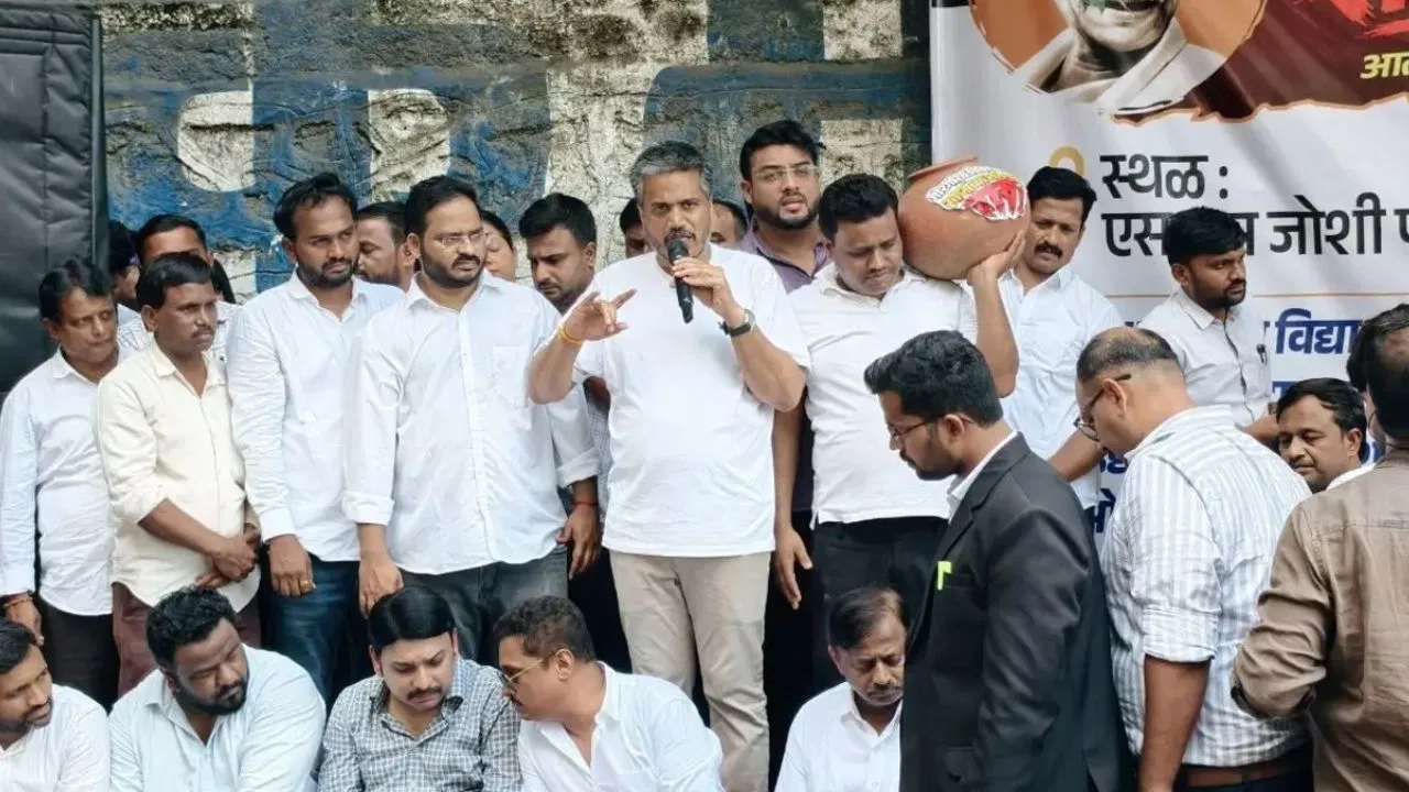 मोठी बातमी! MPSC विद्यार्थ्यांच्या आंदोलनातील 7 पैकी तिघांनी सोडलं उपोषण, कारण आलं समोर
